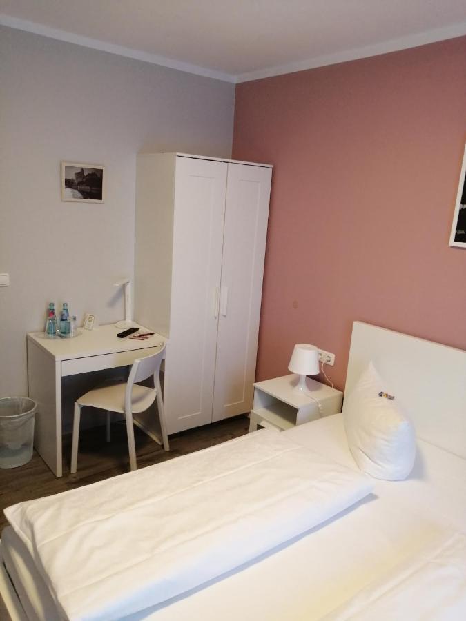 Hotel Altes Badehaus Bad Dürrenberg Esterno foto