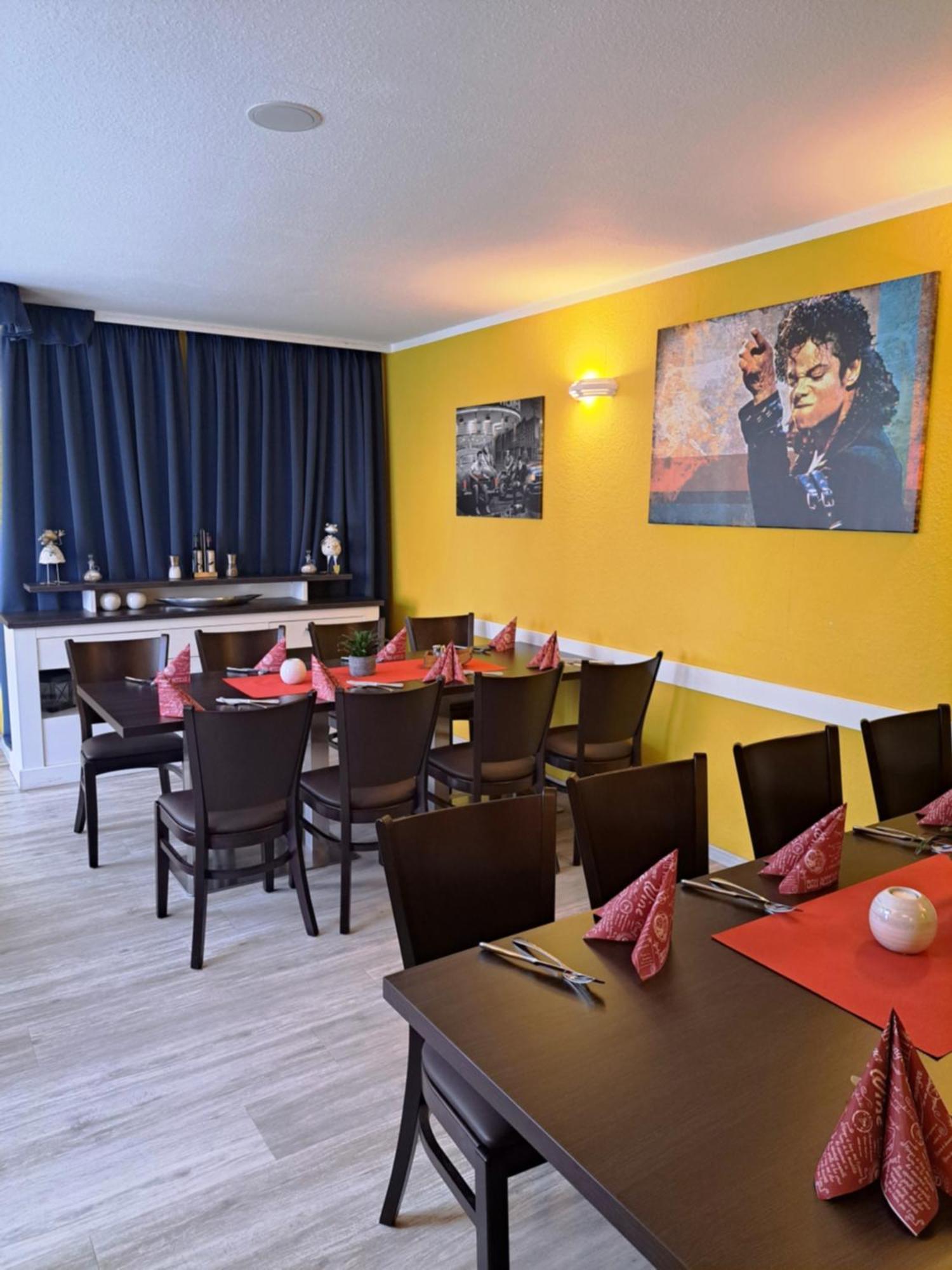 Hotel Altes Badehaus Bad Dürrenberg Esterno foto