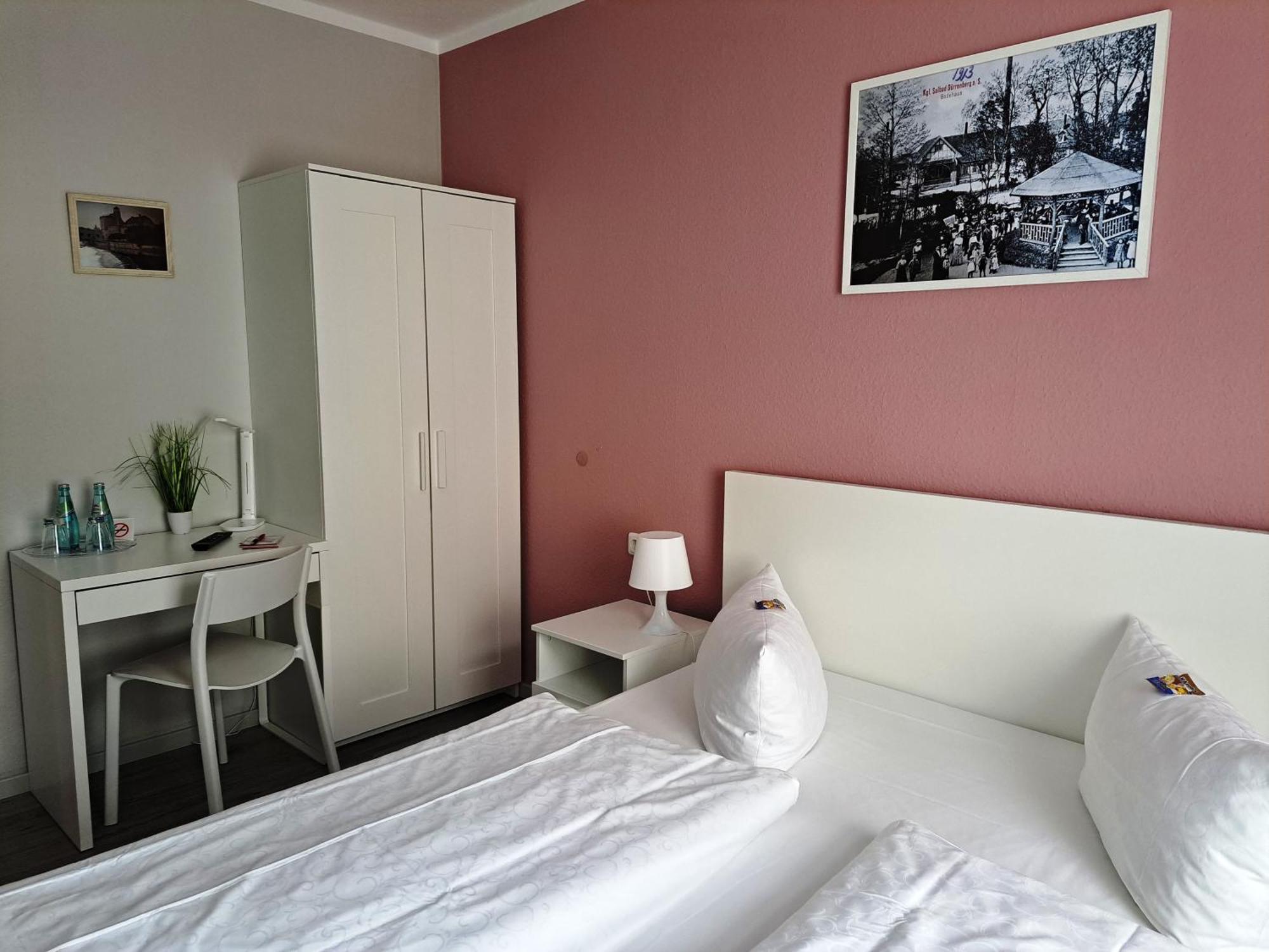 Hotel Altes Badehaus Bad Dürrenberg Esterno foto